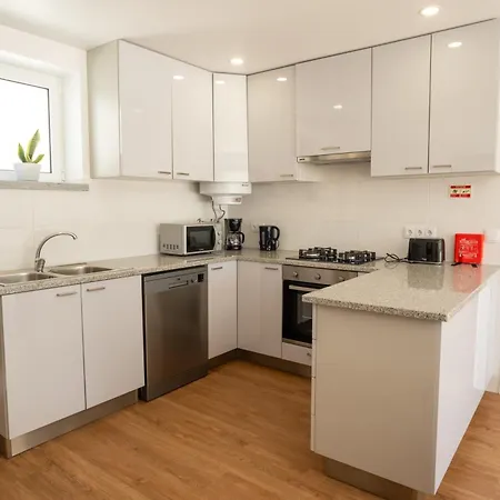 Seaing House Ii * Falca